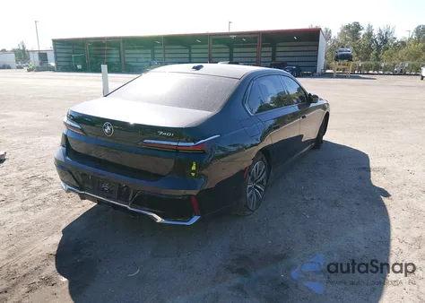 2024 BMW 740I xDrive from USA, damaged, VIN WBA33EH01RCP90875